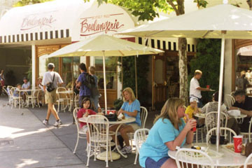 Lunch was great on the boulevard.